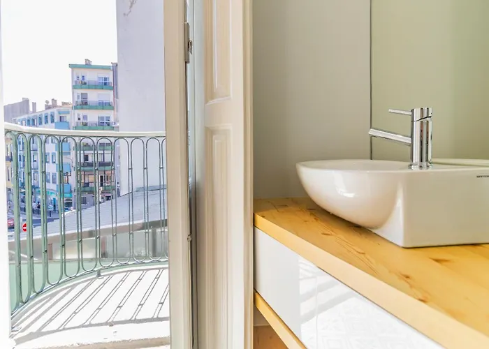 Barros Lima 493 By Lovelystay