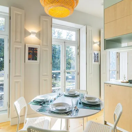 Barros Lima 493 By Lovelystay * Oporto