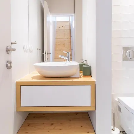 Barros Lima 493 By Lovelystay *