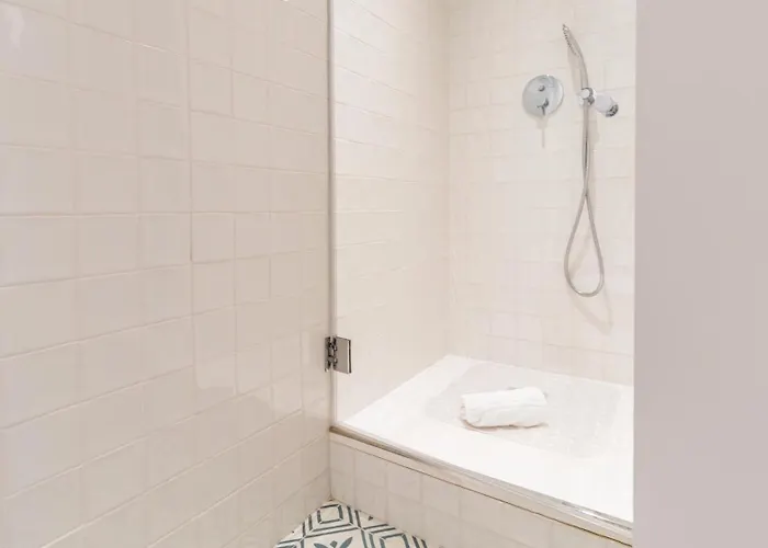 Barros Lima 493 By Lovelystay * Oporto